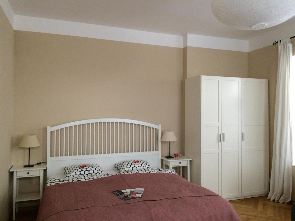 Studio U Parkplatz, Zentrale Ruhelage Neben Grunoase Apartment เวียนนา ภายนอก รูปภาพ